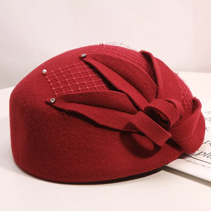 Fibonacci New Fashion Women Beret Fedoras Floral Wool Felt Hat Pearl Mesh Dinner Party Autumn Winter Hats Cap