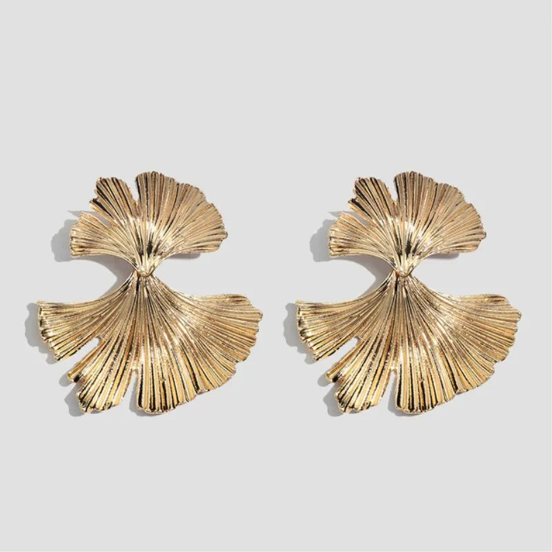 ZA-New-Brand-Leaf-Plant-Drop-Earrings-Metal-Gold-Statement-Earrings-for-Women-Simple-Irregular-Flower (3)