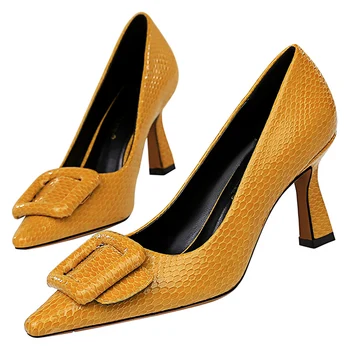 

2020 Women Yellow Pumps Snakeskin 7.5cm High Heels Plus Size 43 Sexy Kitten Short Low Heels Office Lady Party Wedding Prom Shoes