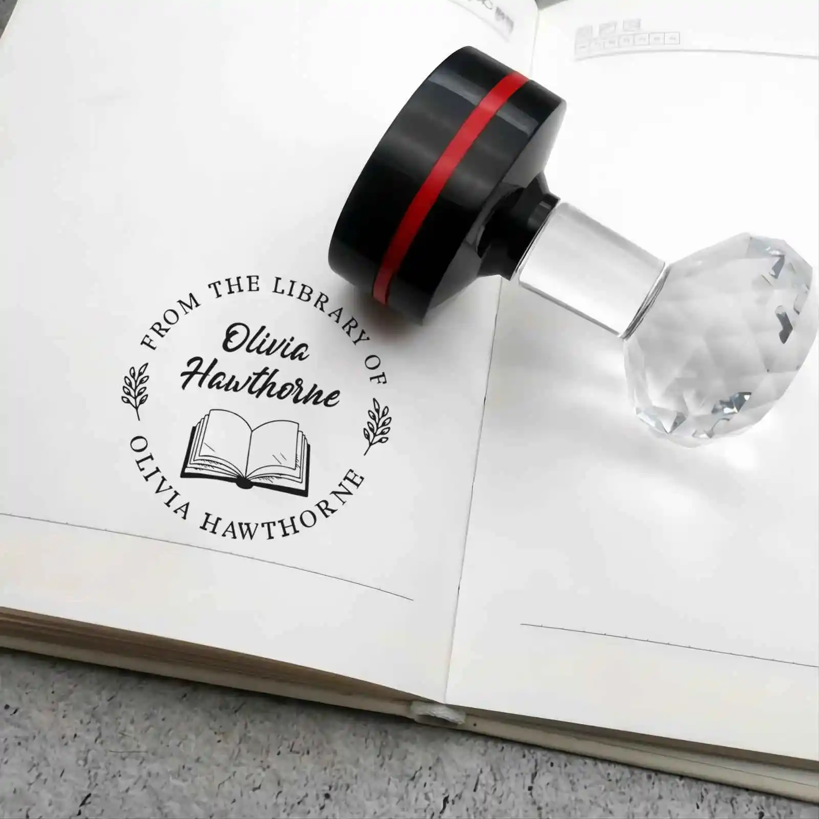 Искусственная кожа персонализированная искусственная находится в библиотеке