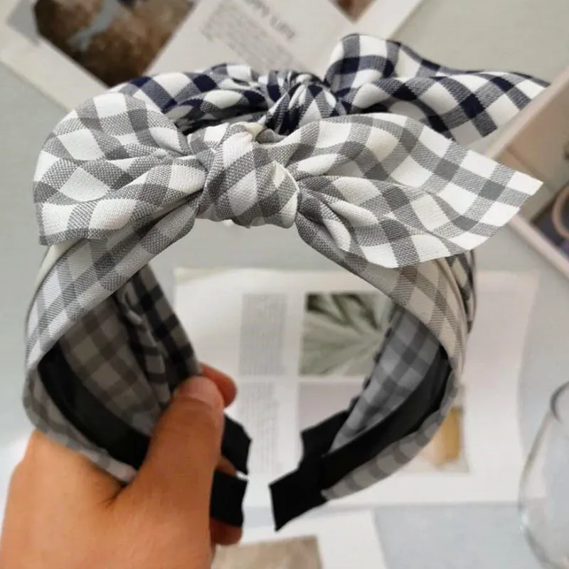 10122636060_1325823027