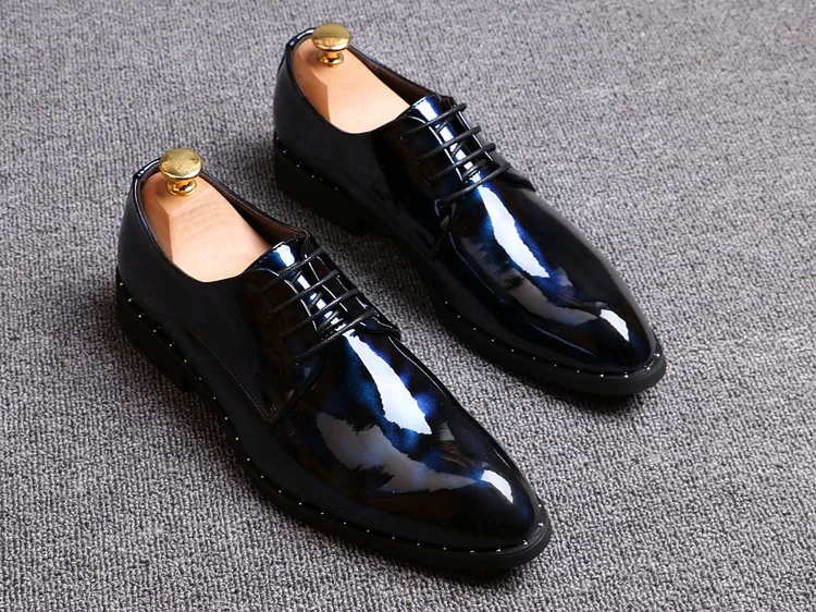 Мужские лакированные кожаные лёгкие кожаные туфли типа мокасин мужская повседневная обувь глянцевые мокасины из ткани Оксфорд обувь мужские вечерние туфли для вождения на плоской подошве в британском стиле свадебные туфли