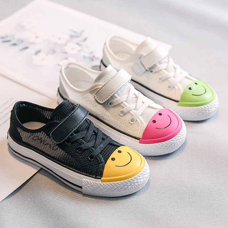 

Children's canvas shoes 2020 special price boys' small white shoes breathable mesh surface leisure antiskid smiling face