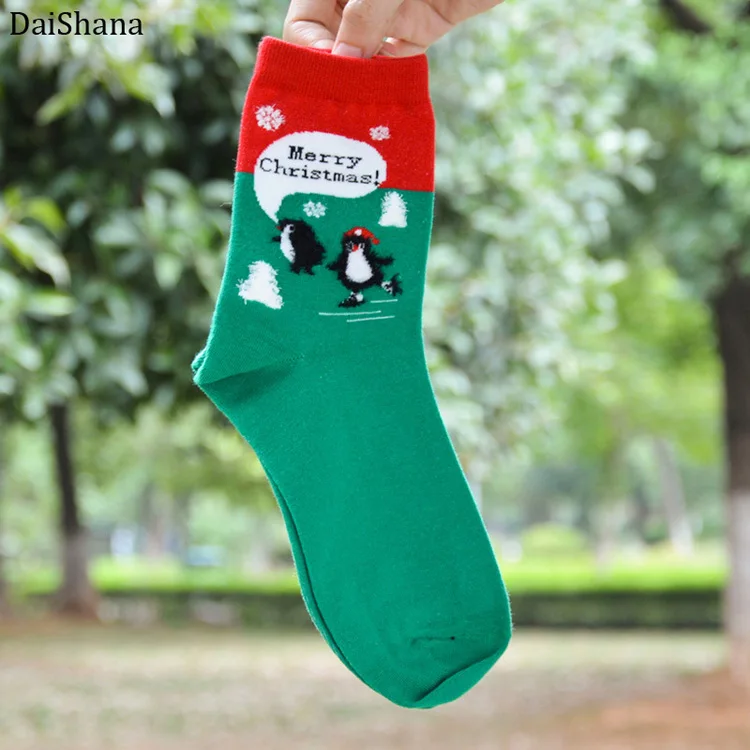 Дизайн, носки с рождественским Санта Клаусом, женские хлопковые короткие зимние носки с изображением оленя, снеговика, милые носки, подарок на год - Цвет: Green