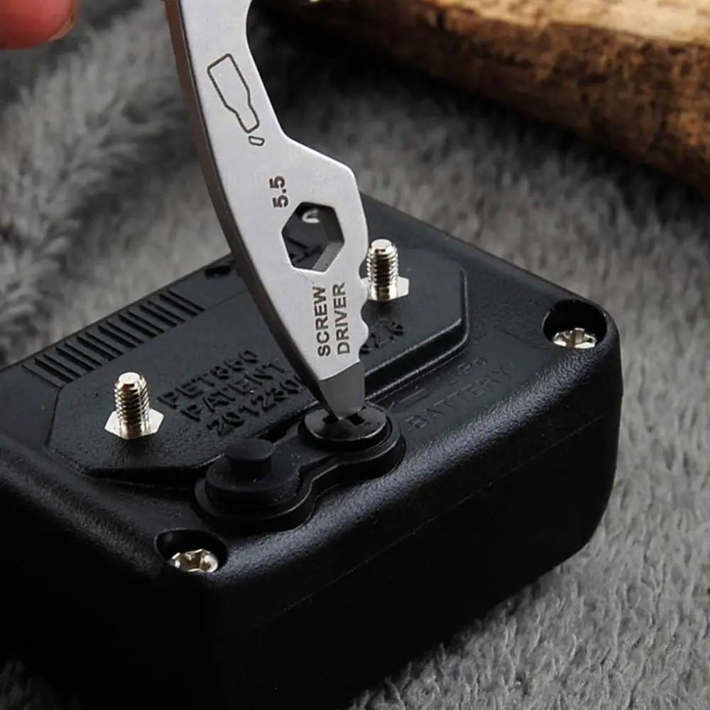 

Multi Screwdriver Sets EDC Keychain Carabiner Bottle Opener Hand Tools Wire Cutter Outdoor Camping Hiking Emergency Hs0