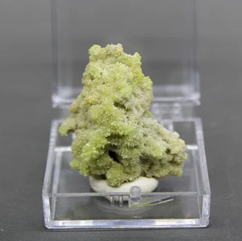 

100% Natural Pyromorphite mineral specimen stones and crystals collection gemstones quartz from China