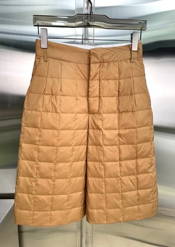 PROD 1005003160284548 2021 Fashion Classic Branded Design High Quality
Women Comfortable Fashion White Goose Down Argyle Straight Knee Length
Shorts