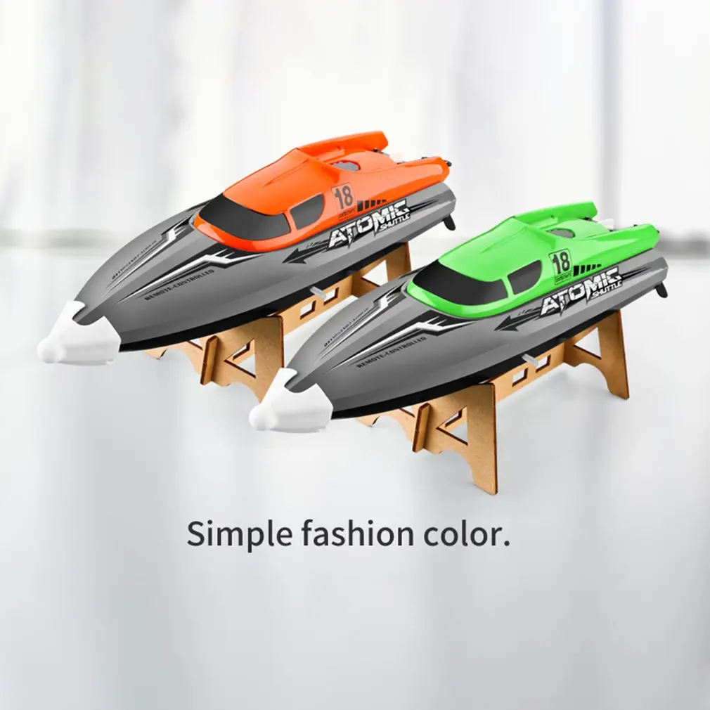 

2.4g High-speed Remote Control Boat Water Cooling Cooling Capsize Reset Speed Boat Water Game Boat Toy