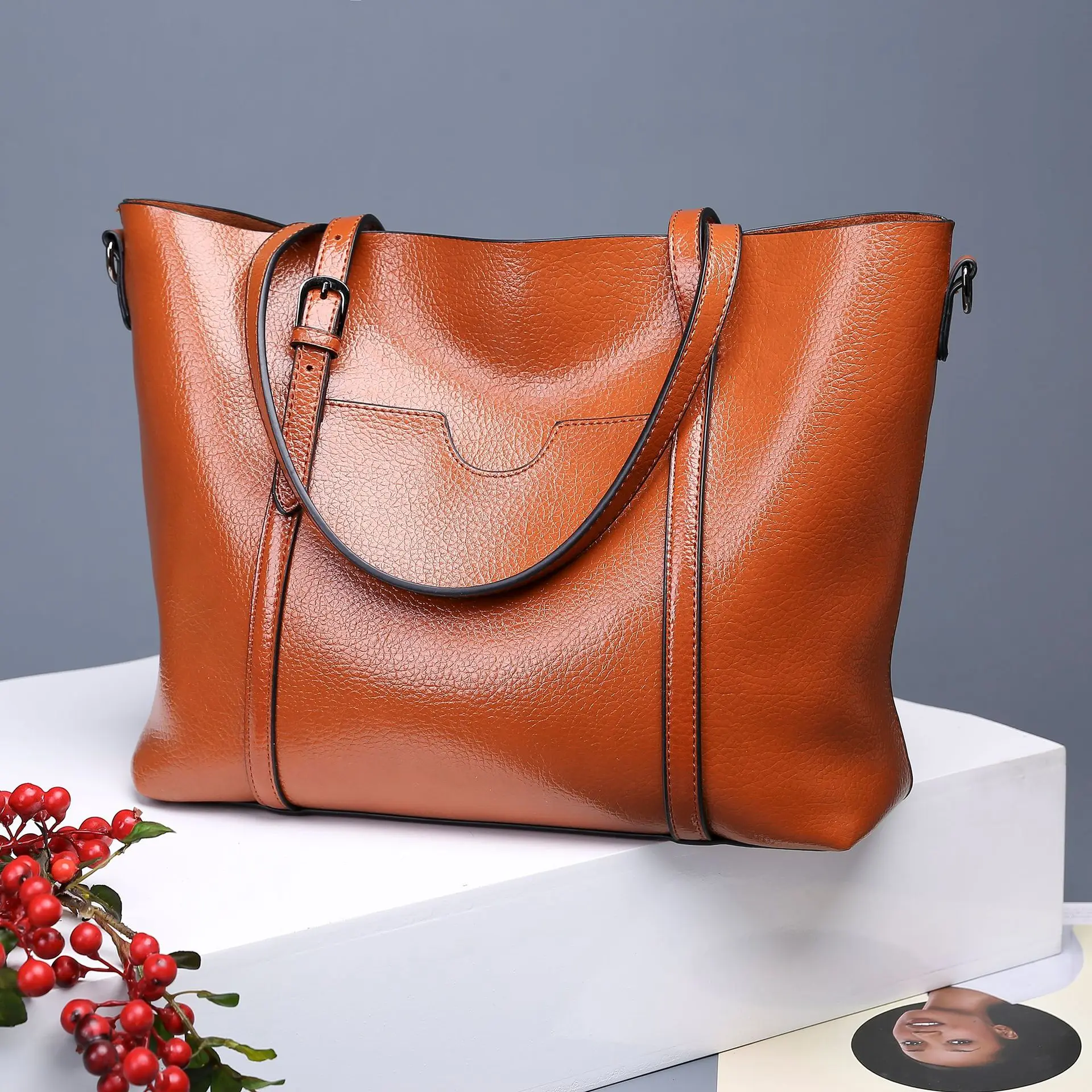 

Hot Selling New Style Oil Skin Embossed Leather WOMEN'S Bag Europe And America Fashion Hand Large Bag Shoulder Diagonal Bag Wome