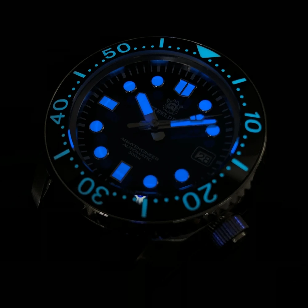 SD1968 STEELDIVE 30atm 300 meters water 