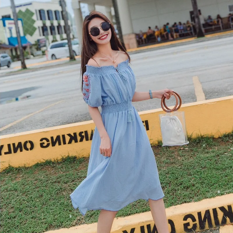 

Photo Shoot Mori Girl Line Embroidered Floral-Print pphome Skirt Normcore Style Light Blue off-Shoulder Waist Hugging Big Hemlin