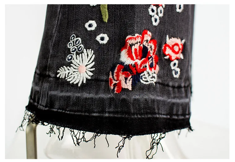 12302816276_1170786358