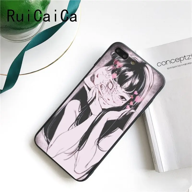 Japanese horror comic Tomie Custom eyes