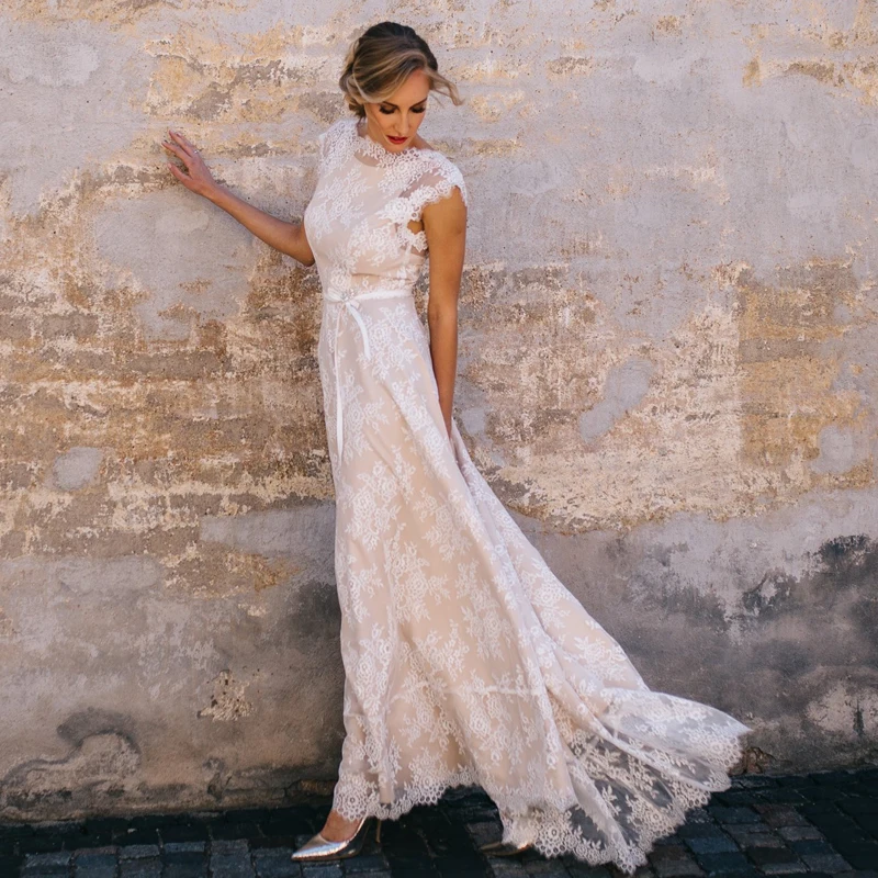 2022 Vintage Champagne Lace Bohemian Wedding Dress A Line Cap Sleeve Sexy Backless Bridal Gown Vestidos de Novia 1