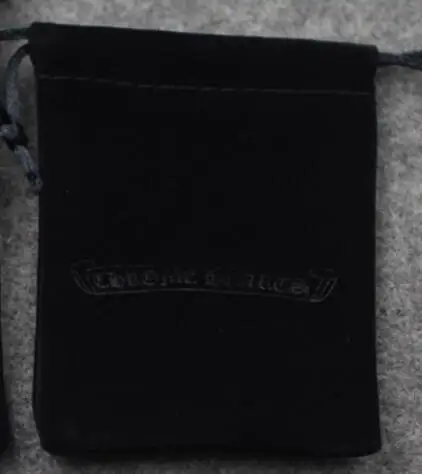 Small velvet bag Шкатулка для ювелирных изделий, кольцо для браслета, коробка для протирки серебряной ткани - Цвет: Small velvet bag
