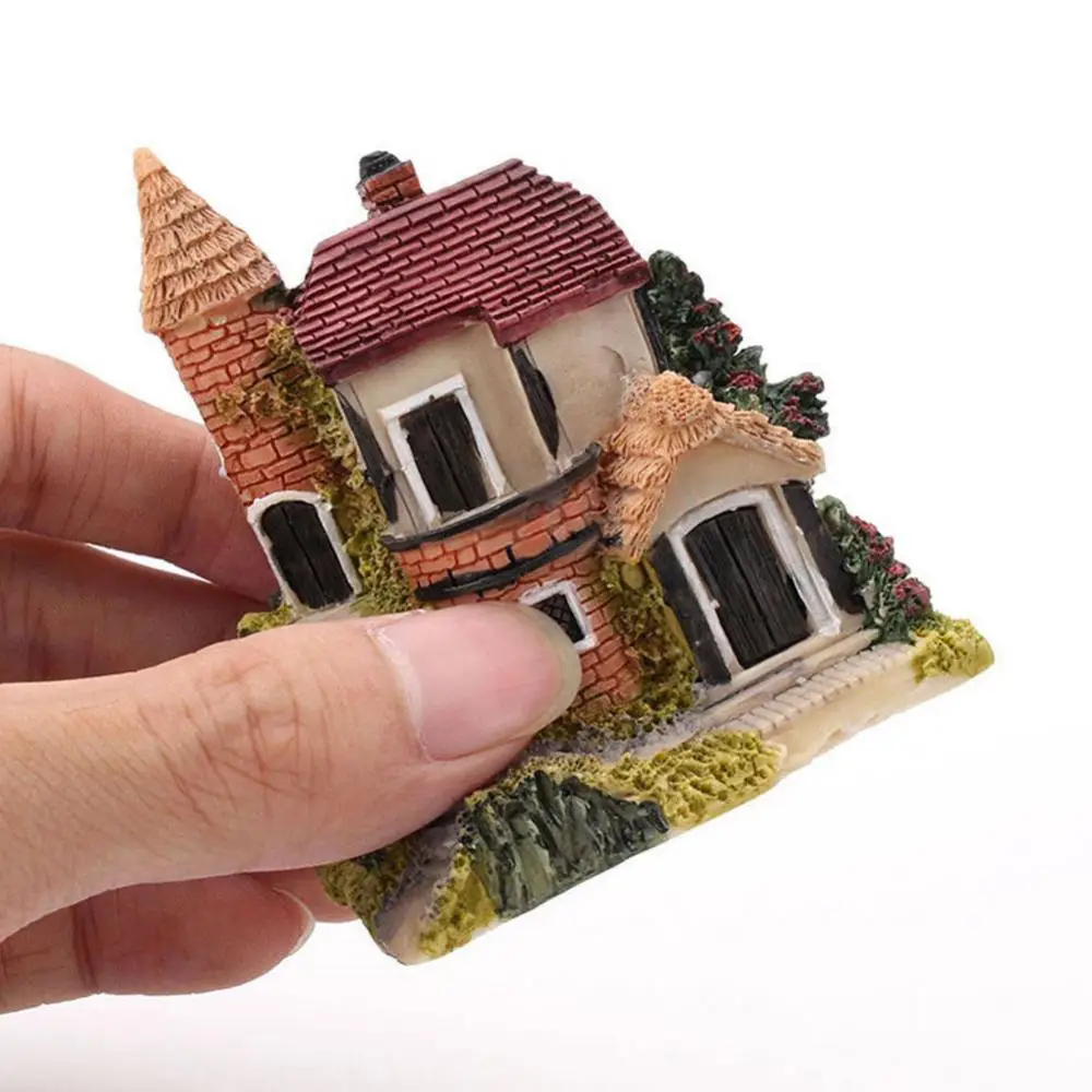 Miniature Figurines Vintage Mini Resin House Fairy Garden Micro Landscape Home Garden Decor Resin Crafts