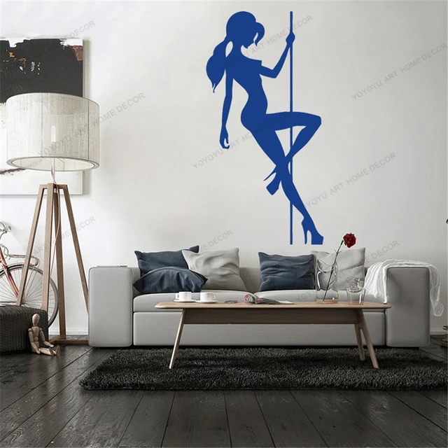 Printed vinyl Nude Girl With Bow