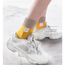 5 пар, женские носки до середины икры, женские осенне-зимние корейские японские милые модные женские носки с цифрой 20 и классическими полосками