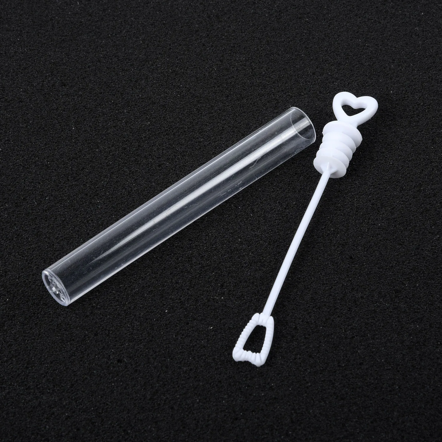 Love Heart Wand Tube Bubbles Soap Bottle Wedding Party Ornament Supplies New