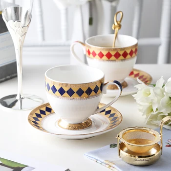 

Nordic Porcelain Coffee Cup Bone China Creative British High Red Tea Cup with Spoon Saucer Taza Madera Home Drinkware OO5050