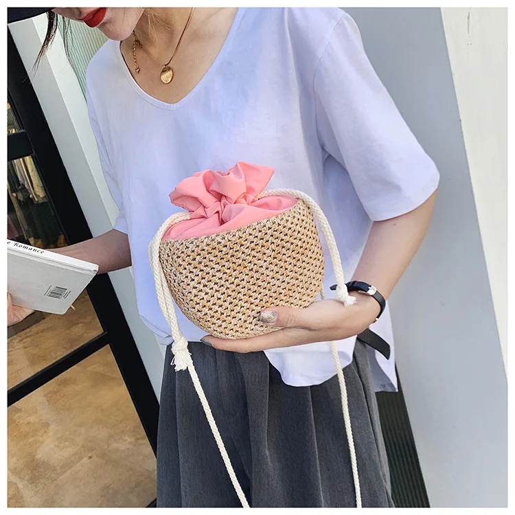 Petit sac bandoulière en osier