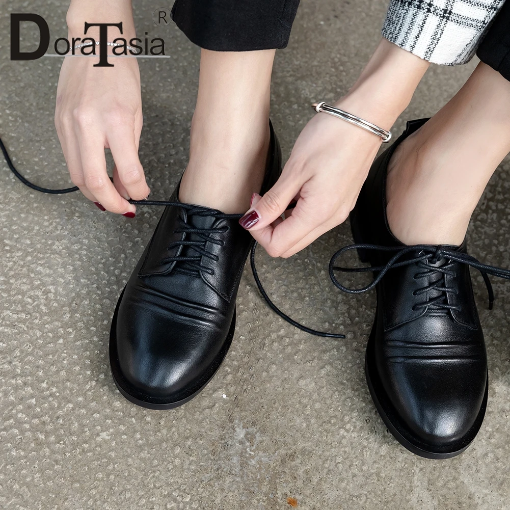 

DORATASIA New Ladies Mature Black Dress Pumps Fashion lace-up Pleated Pumps Women Low Heels Genuine Leather Shoes Woman