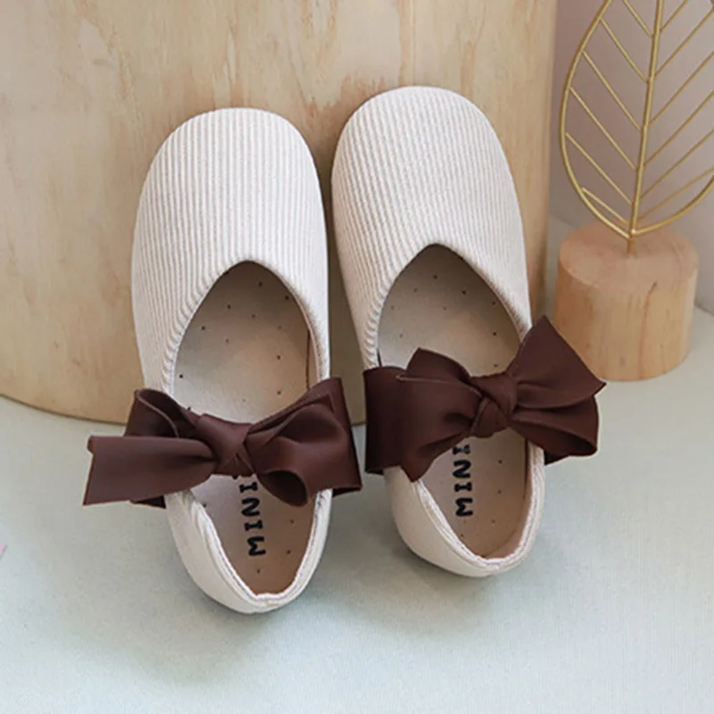 Для девочек Сезон весна осень Туфли украшены большим декоративным бантом Мэри