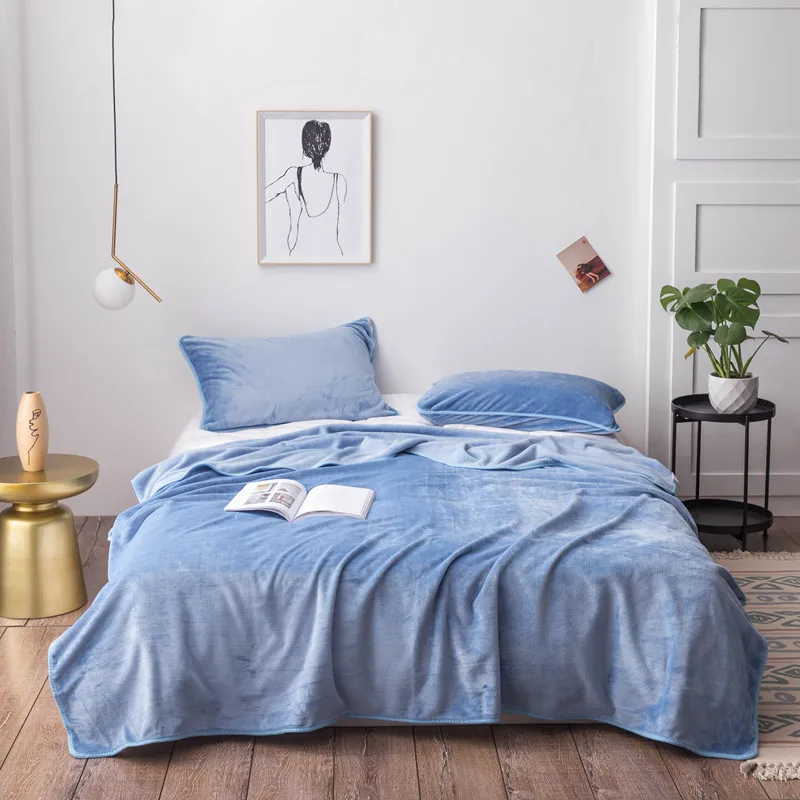 Однотонное одеяло утолщенное и дышащее одеяло Raschel экологически чистое для кожи одеяло для дивана s для зимы - Цвет: Water blue