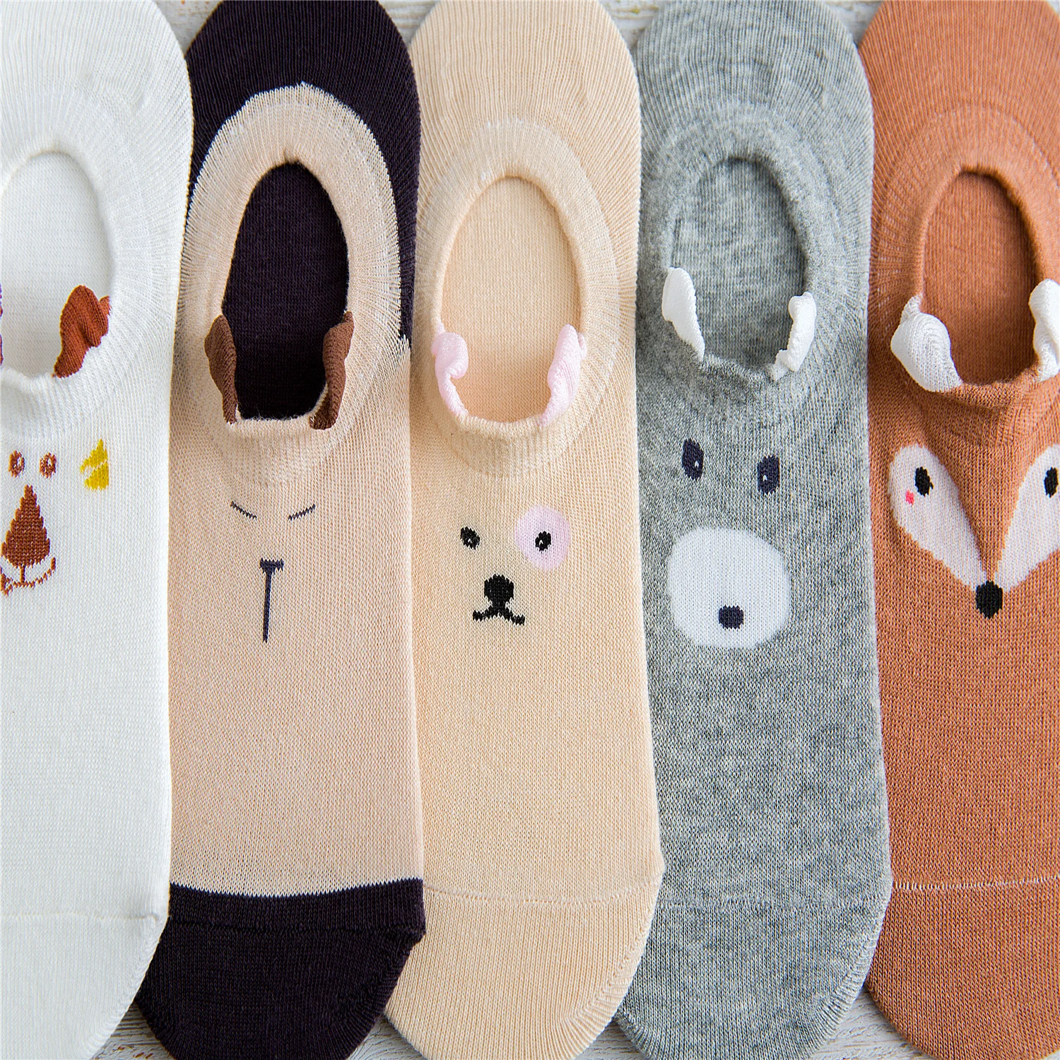 

Cute and adorable three-dimensional animal ear socks Women's color socks 211