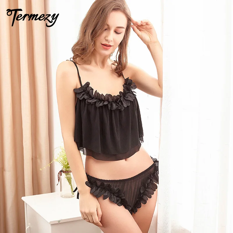 

TERMEZY Ultra-short Temptation Sexy Pajamas Set Ladies Lace Flower Strap Sexy Charm With Panty Women 2 Pieces Lingerie Set