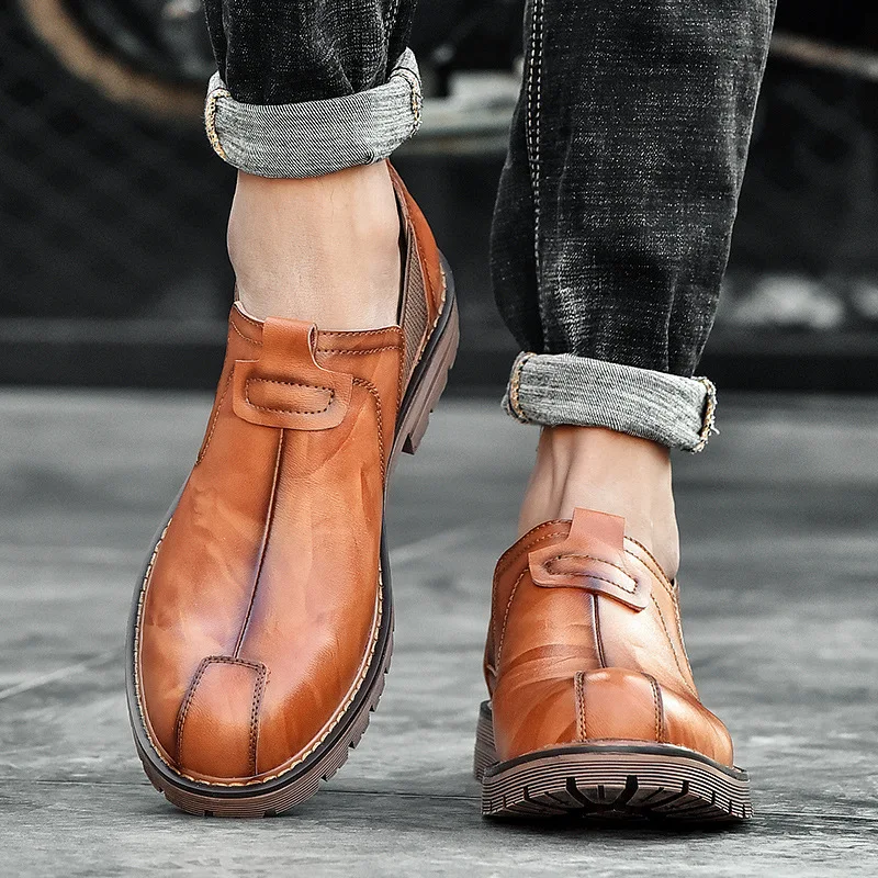 New Arrival Retro Bullock Design Men Classic Business Formal Shoes Pointed Toe leather shoes Men Oxford Dress Shoes - Image 4