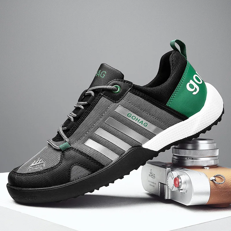 

2021 Spring Men Shoes Slip On Casual Shoes Lightweight Comfortable Breathable Couple Walking Sneakers Feminino Zapatos Hombre