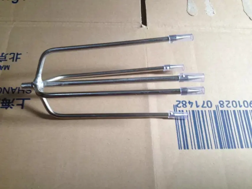

Stainless Steel Fish Jaw Five Teeth Lantern Fork Rounded Tip with Barb Angling Supplies