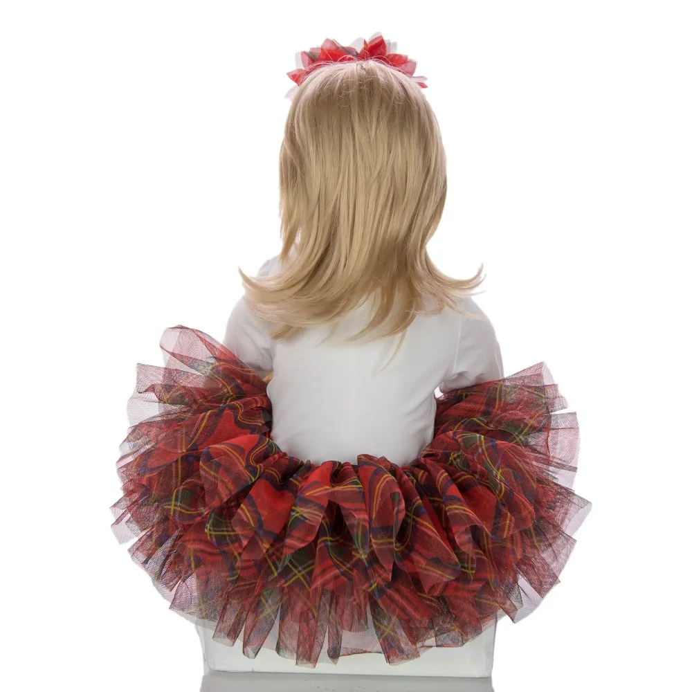 12400192843_1966632468