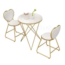 Красный магазин столы и стулья комбинированный круглого стола творческий балкон маленький столы и стулья для маникюра ins инструменты для приготовления кофе и чая десерт