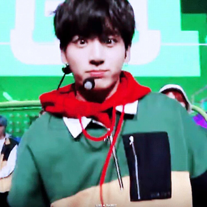 

KPOP Bangtan Boys JUNGKOOK The Same Harajuku Sweatshirt Long Sleeve Patchwork Bomber Jackte Windbreaker Punk Boyfriend Coat