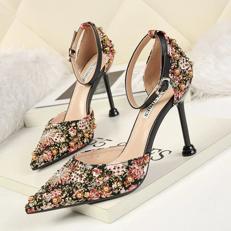 women's shallow shoes  wedding  sexy high heels  casual shoes women's fashion pearl pattern shiny shoes