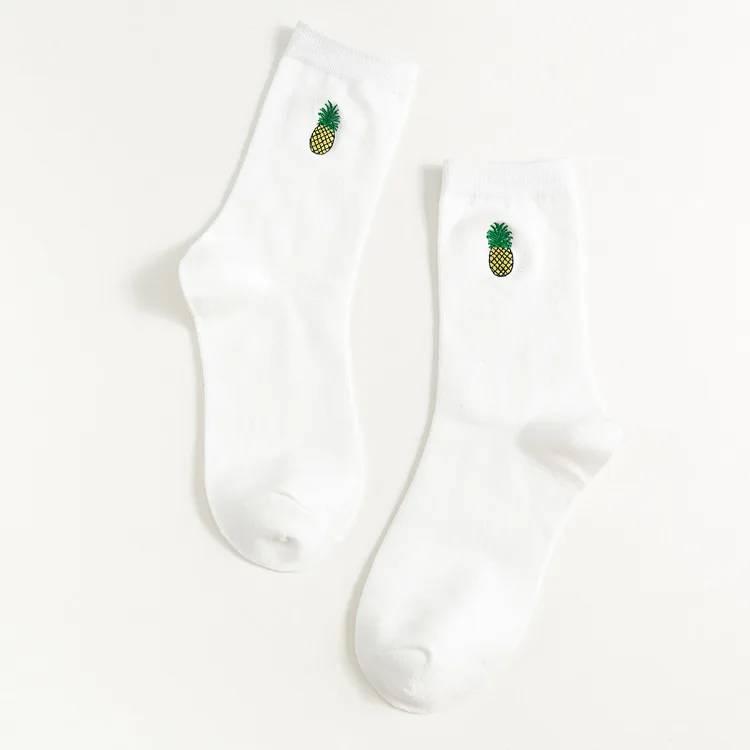 Nette-Cartoon-Obst-Druck-Avocado-Banana-Kirsche-Pfirsich-M-dchen-Kawaii-Socken-meias-Koreanische-Harajuku-Stickerei(9)