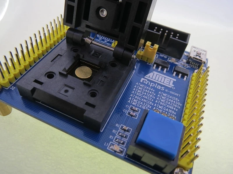 

Original ATMEL IC Test Seat ATmega2561/mega325/mega165/mega128 Burning Programm QFN64 Socket Adapte
