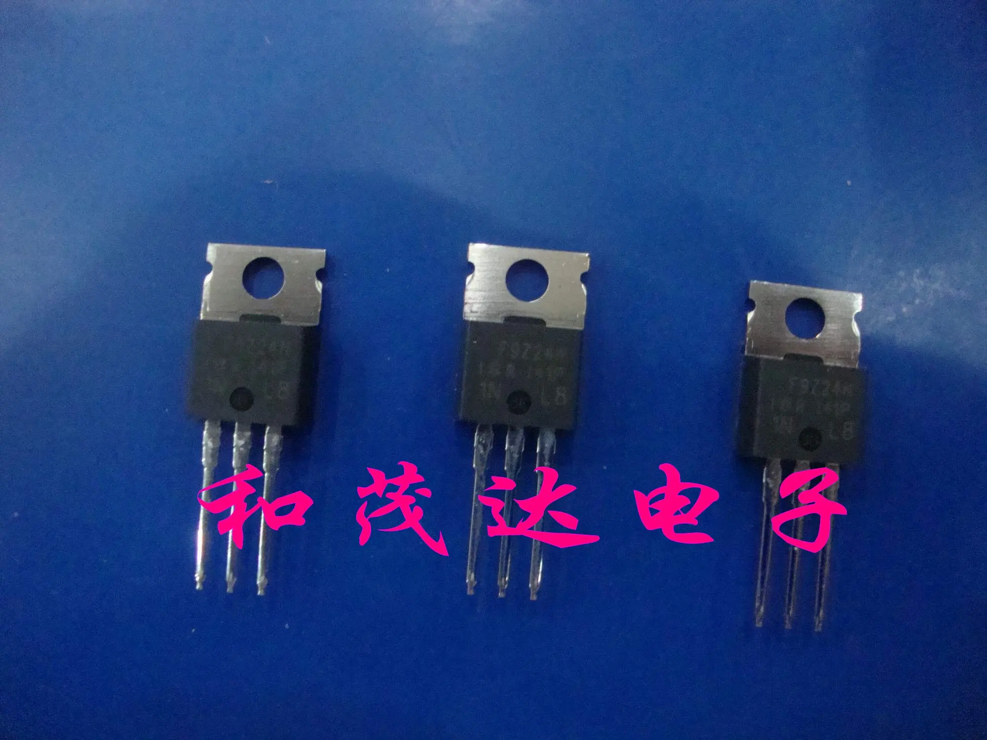 5 предметов в партии, IRF9Z24NPBF IRF9Z24N-220 F9Z24N TO220