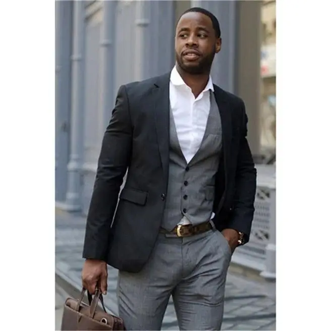 

2021 Повседневное черный блейзер мужской костюм светильник серая жилетка Брюки Slim Fit Нарядные Костюмы для свадьбы для мужчин жениха костюм шафера вечерние смокинг 3 предмета