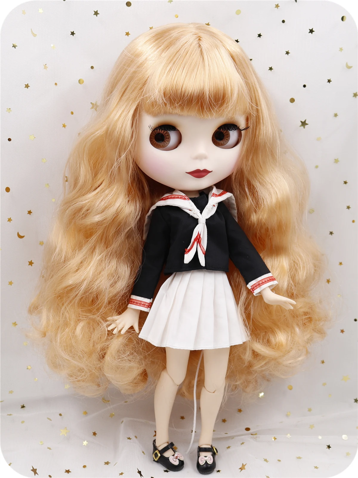 Clara – Premium Custom Neo Blythe Doll with Blonde Hair, White Skin & Matte Cute Face 2