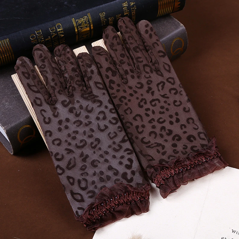 3718570085_930954973