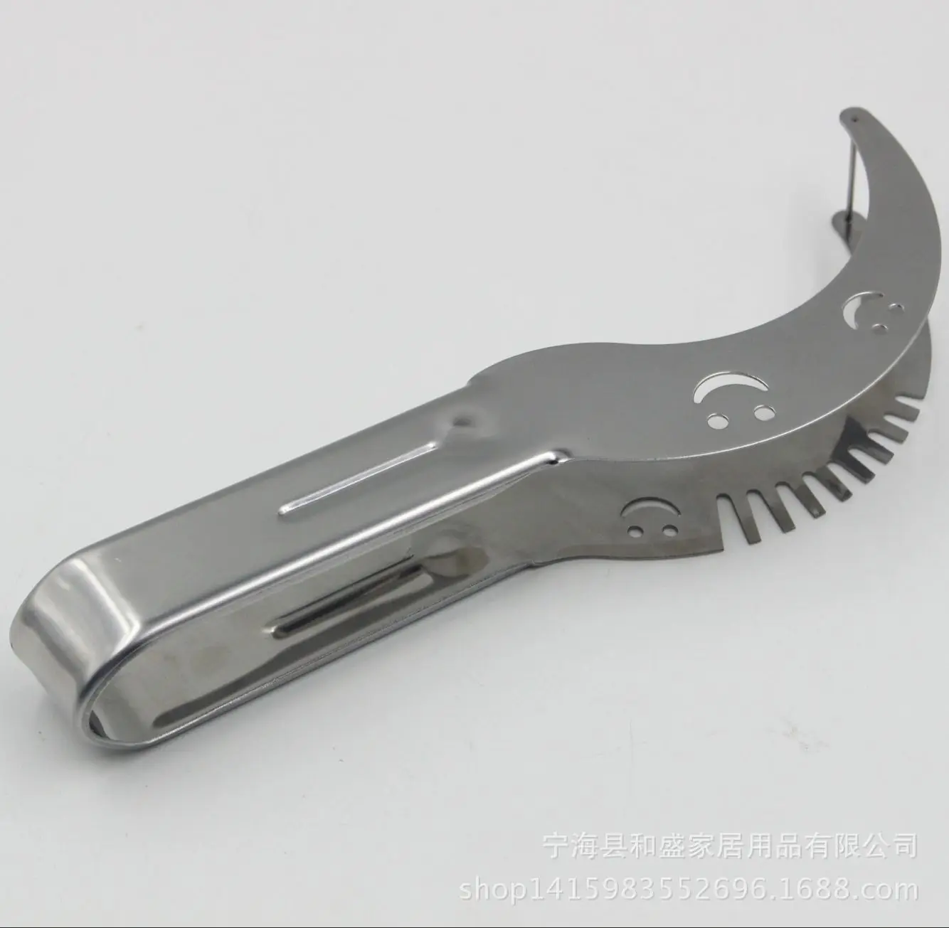 

Stainless Steel Watermelon Slicer Multi-functional Fruit Segmentation Cut Watermelon Dividers Hami Melo Slicer