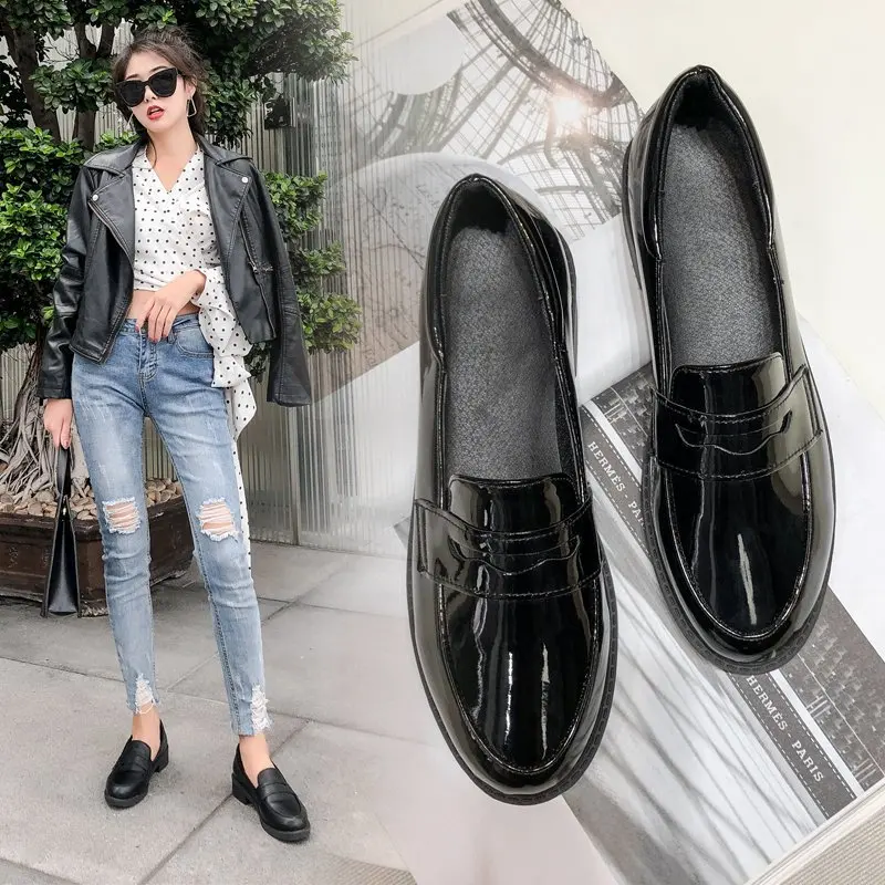 Nieuwe Solid Black Patent Leather Oxfords Vrouwen Schoenen Flats Slip Op  Britse Stijl Dames Schoenen Dikke Bodem Platform Schoenen Vrouw|Platte  damesschoenen| - AliExpress
