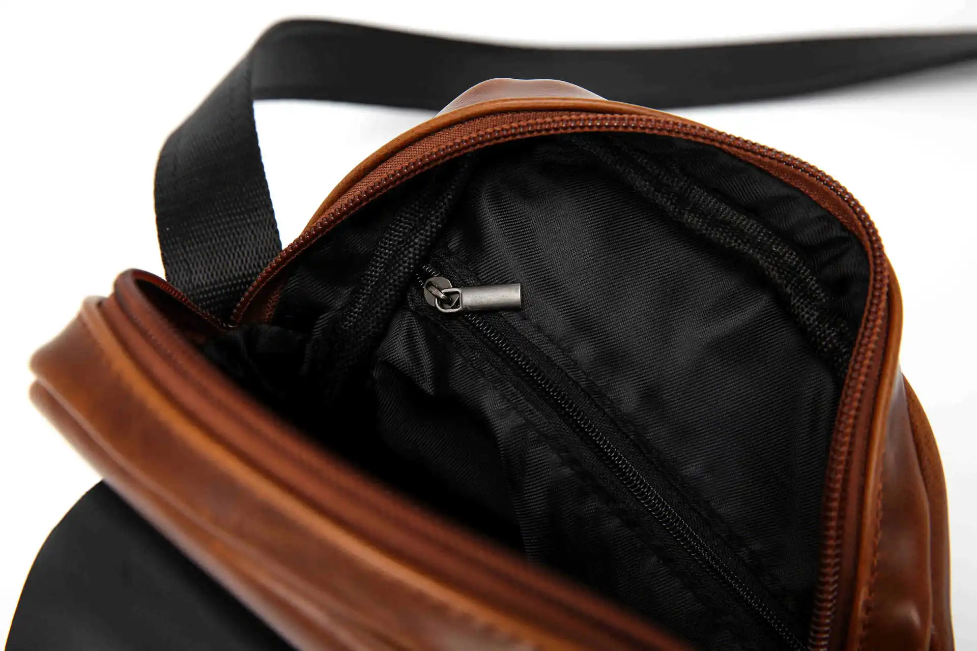 Retro men's bag, single shoulder bag, man's oblique satchel bag, man's bag