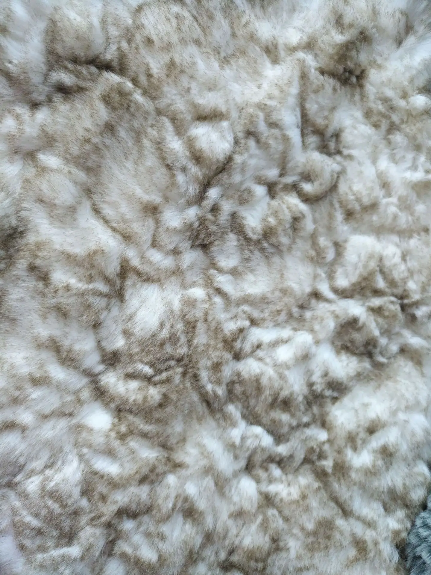 Корейская версия двух цветов Ткань щетки 20 мм мех плюшевого кролика искусственная меховая одежда супер мягкая ткань