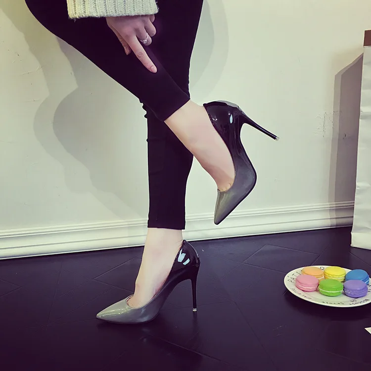 

Korean-style Pointed Shallow Mouth Thin Heeled Debutante Elegant Shoes Sexy Slimming Ol Career Gradient Color Patent Leather Hig
