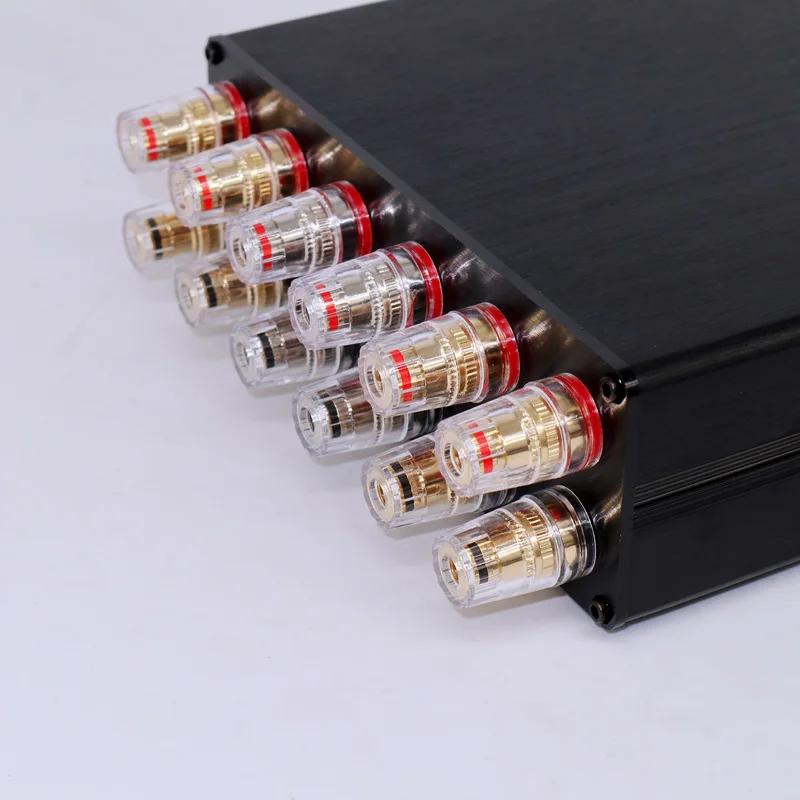Switch Converter, 2 Entradas, 1 Saída, 1 em, 2 Amplificadores