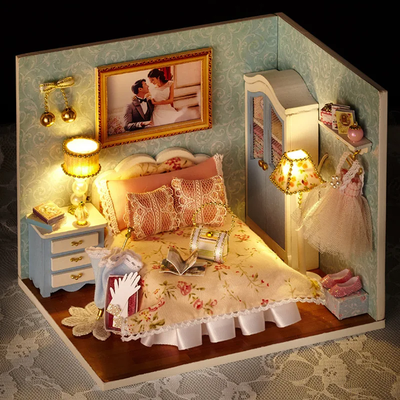 

Cute room Origional DIY Happiness Moment Handmade Model House Architecture Send Men And Women Friends Birthday Special Gift